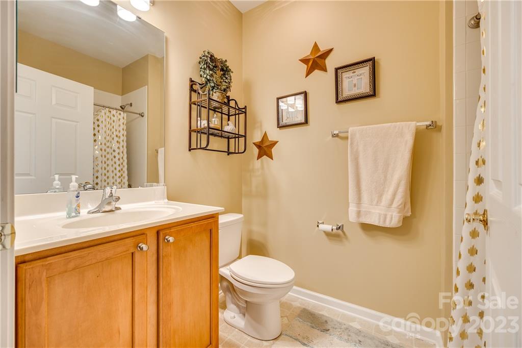 750 Ledgestone Court Tega Cay, SC 29708 - Photo 25 of 36 Gallery Image 25