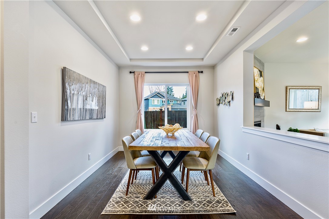 21325 43rd Drive Southeast Bothell, WA 98021 - Photo 6 of 32 a dining room with furniture and window