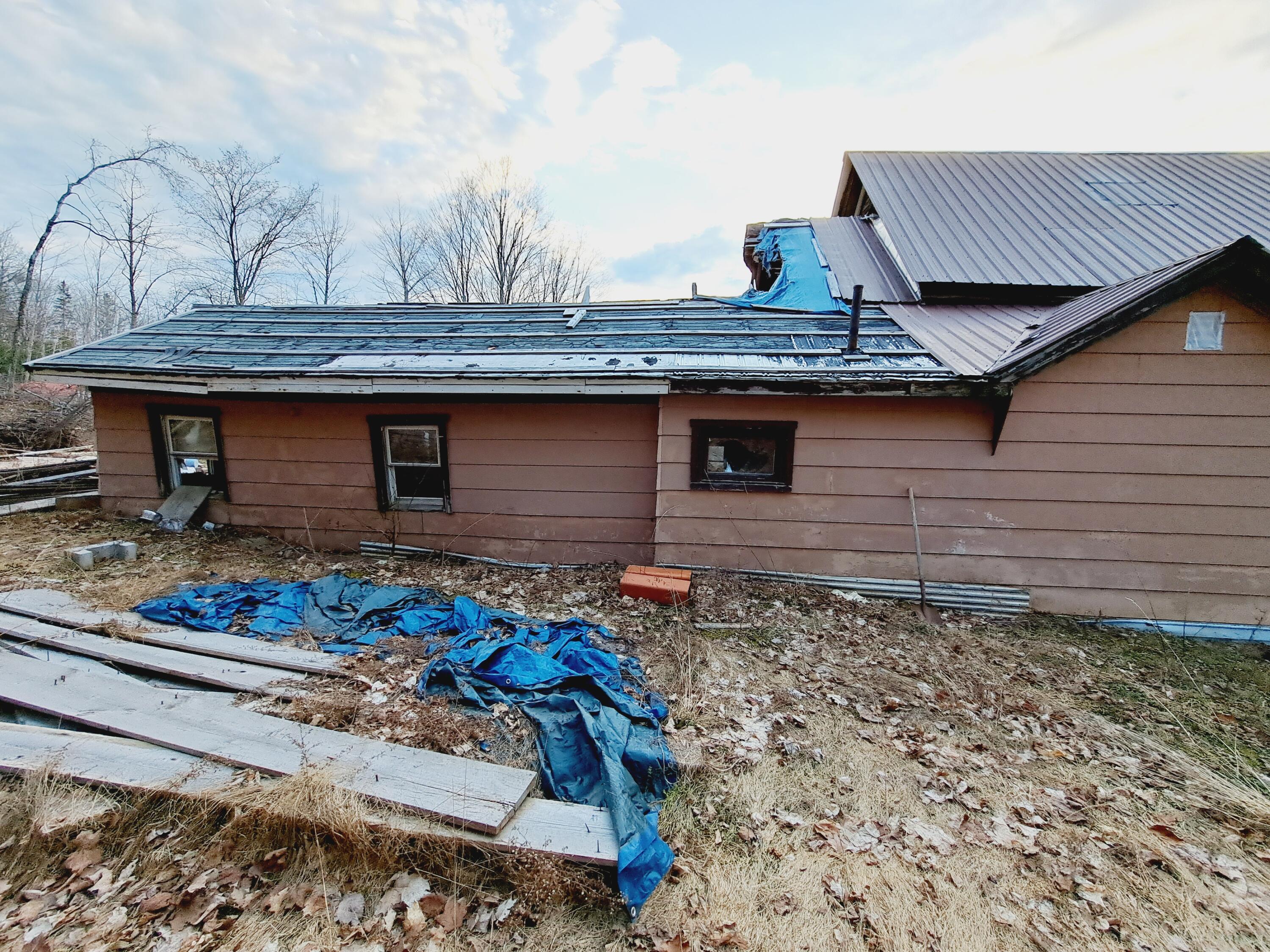 1031 Main Street Springfield, ME 04487 - Photo 2 of 9 Side