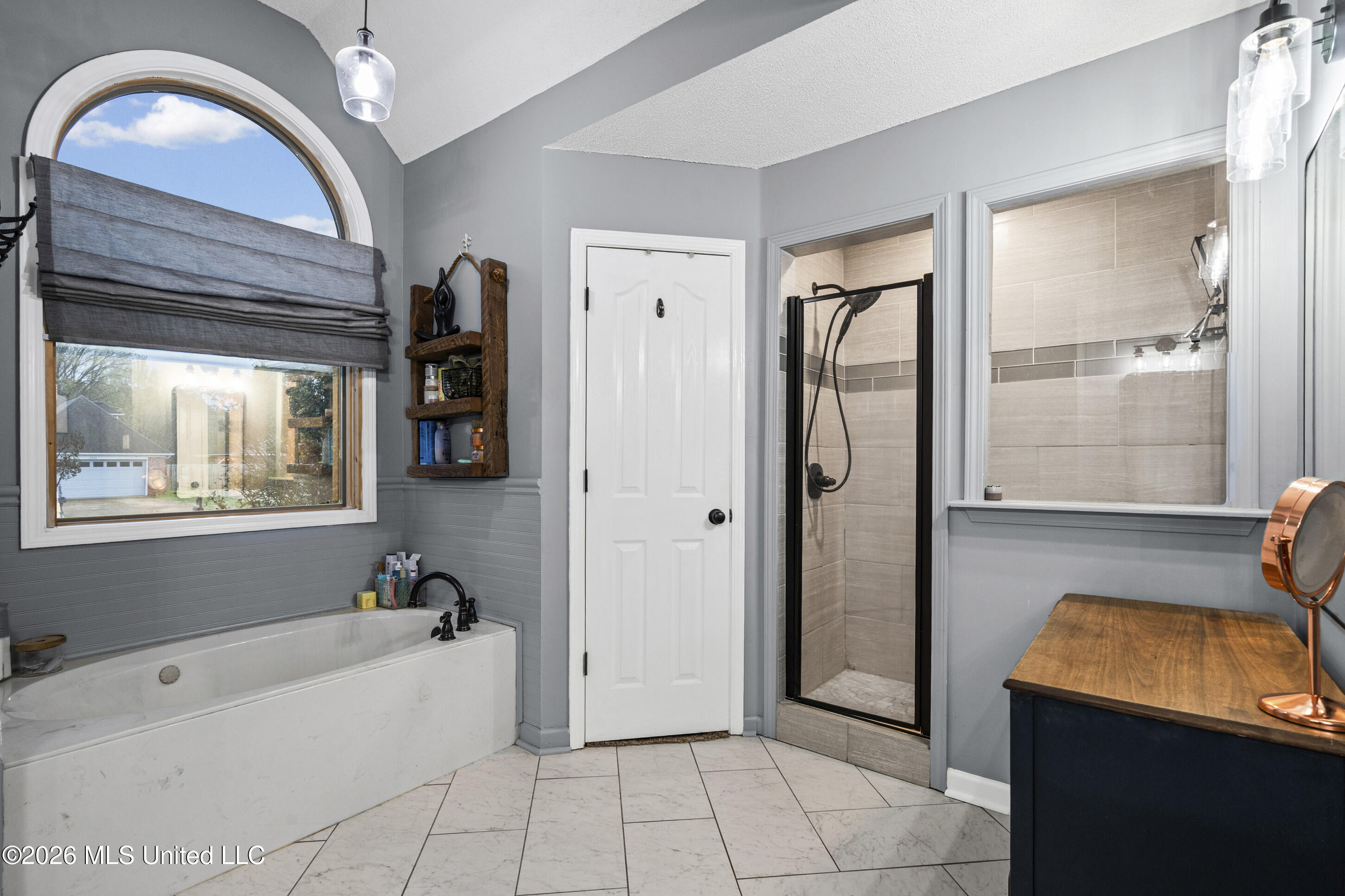 13090 Sandbourne West Olive Branch, MS 38654 - Photo 14 of 34 Primary Bathroom