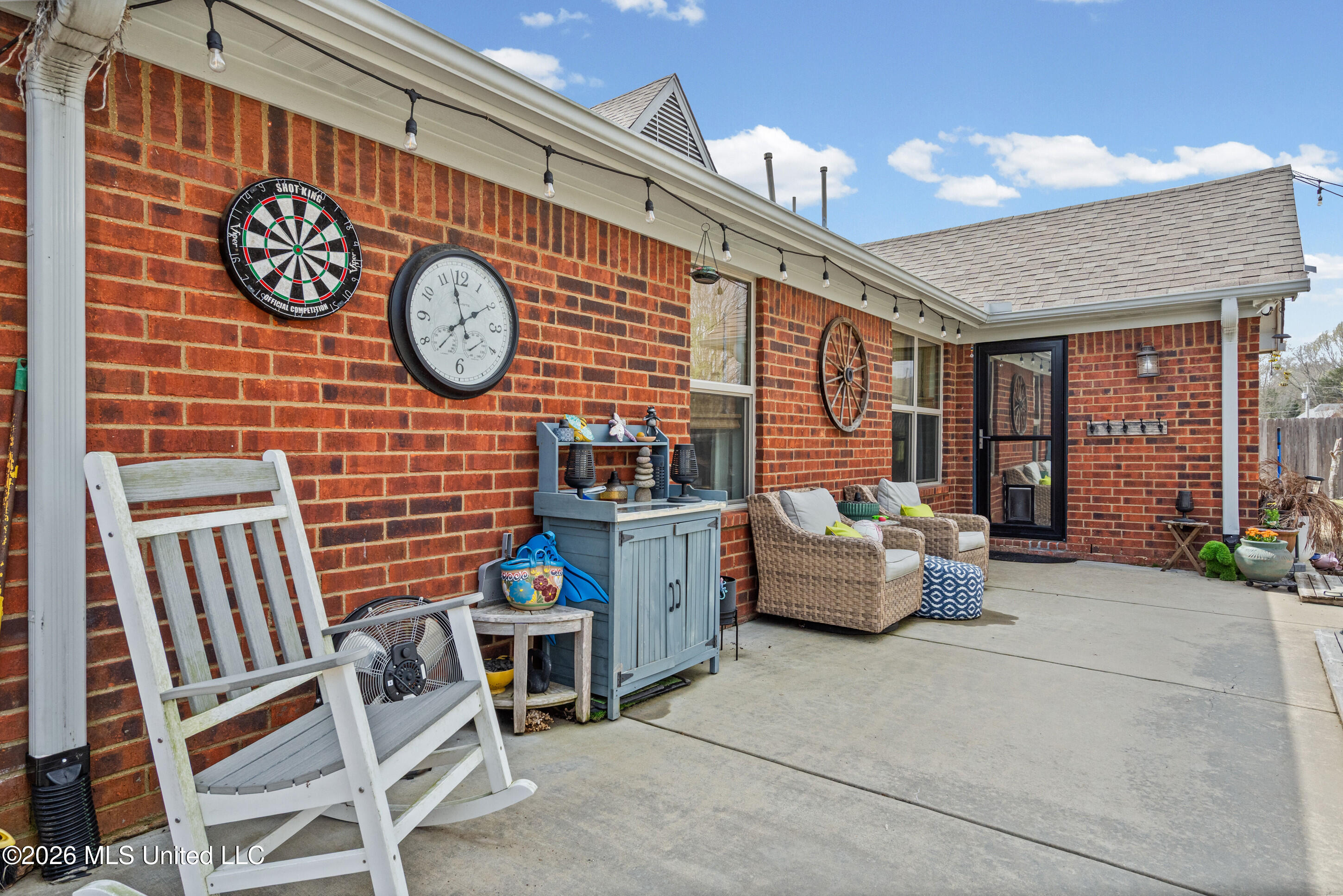 13090 Sandbourne West Olive Branch, MS 38654 - Photo 17 of 34 Exterior Patio