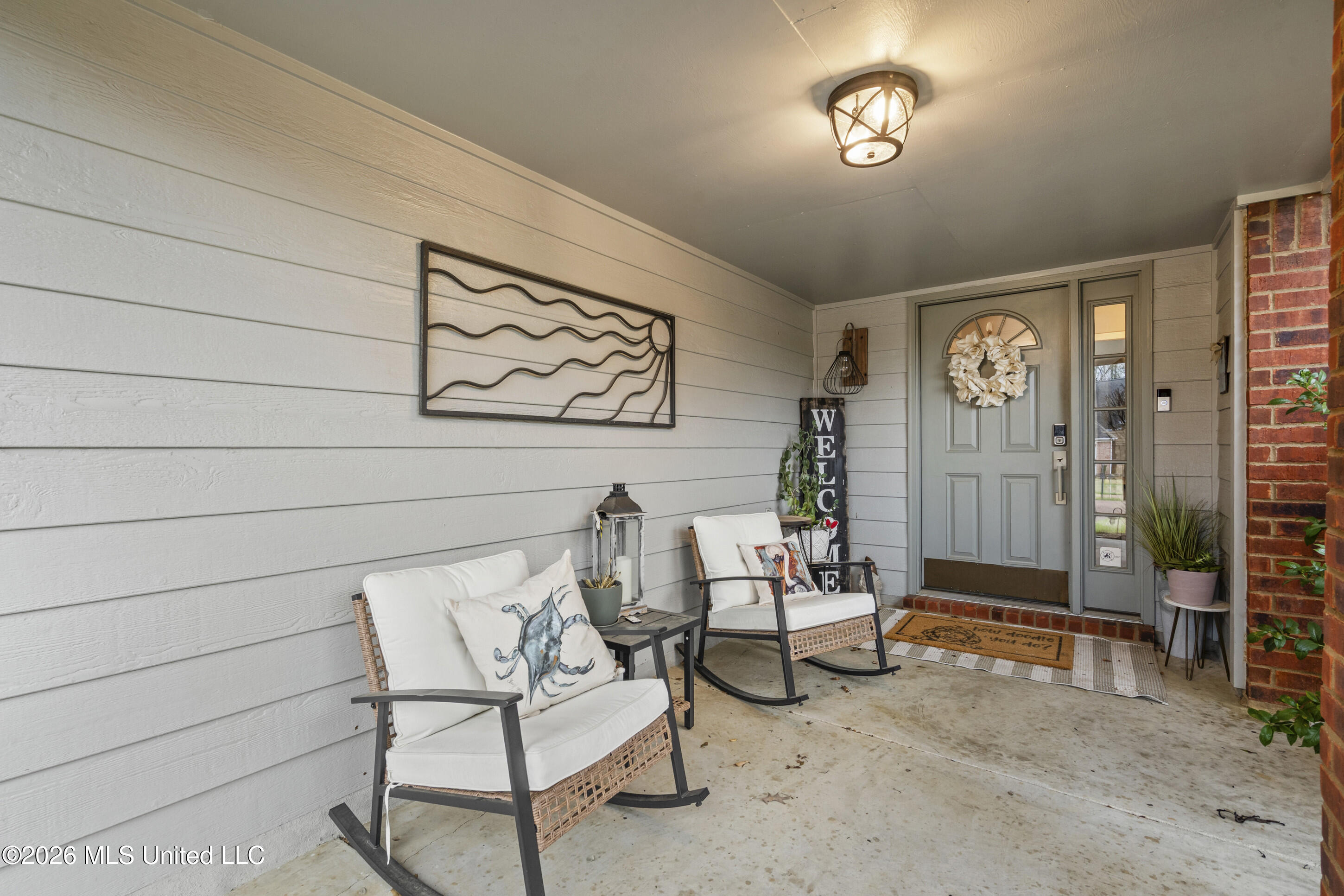 13090 Sandbourne West Olive Branch, MS 38654 - Photo 29 of 34 Front Porch