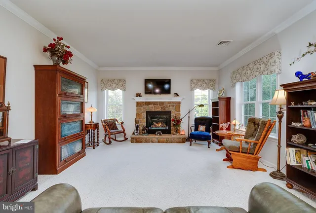 $378,499 | 45 Winterberry Lane, Womelsdorf, PA 19567