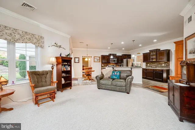 $378,499 | 45 Winterberry Lane, Womelsdorf, PA 19567