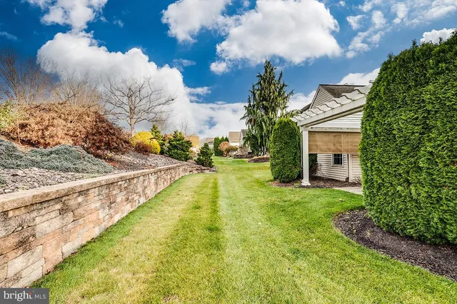 $378,499 | 45 Winterberry Lane, Womelsdorf, PA 19567