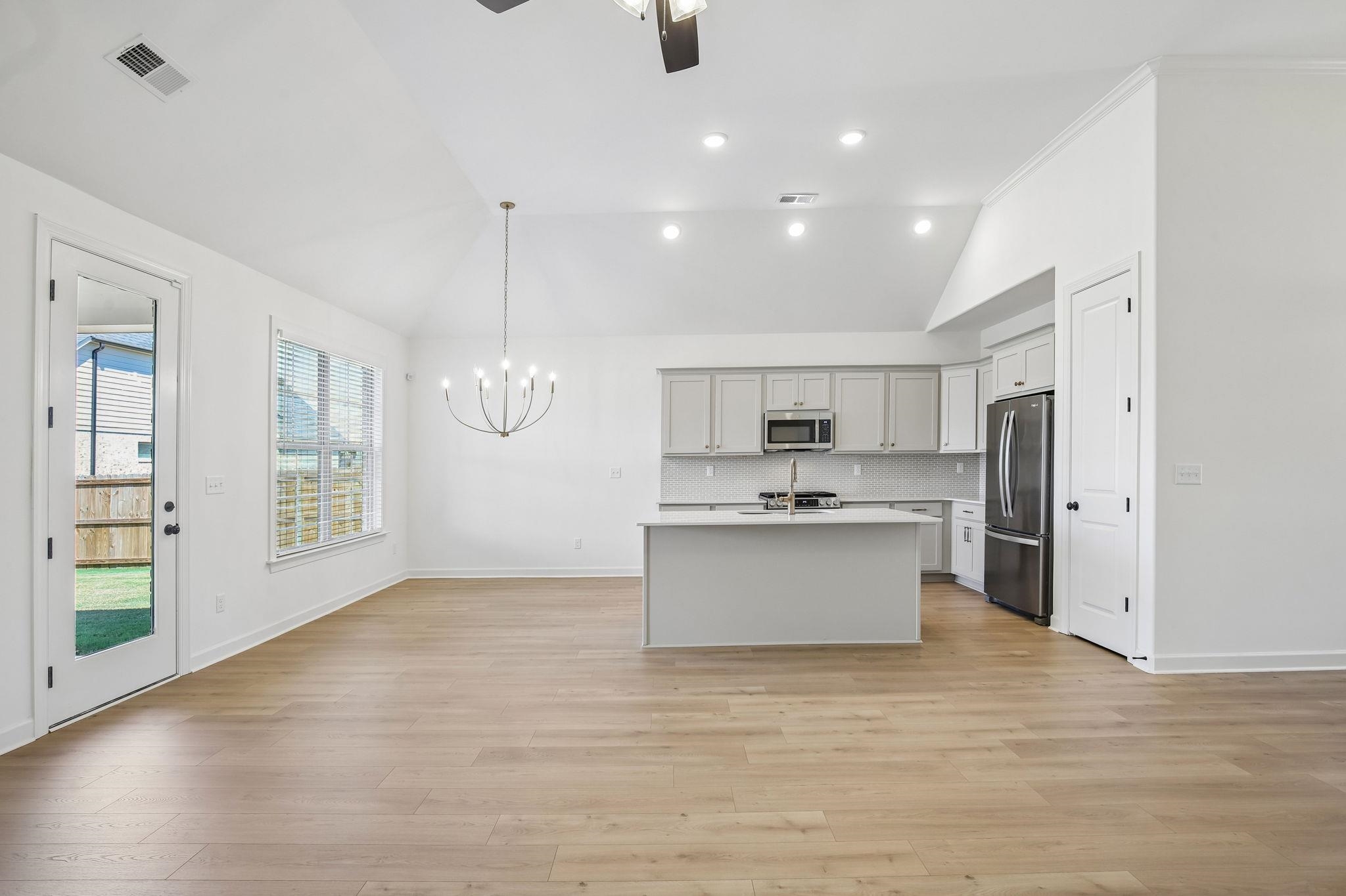 95 Misty Rdg Loop Oakland, TN 38060 - Photo 6 of 40 Gallery Image 6