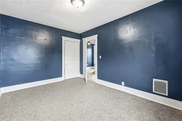 $77,500 | 522 Wallis Avenue, Farrell, PA 16121