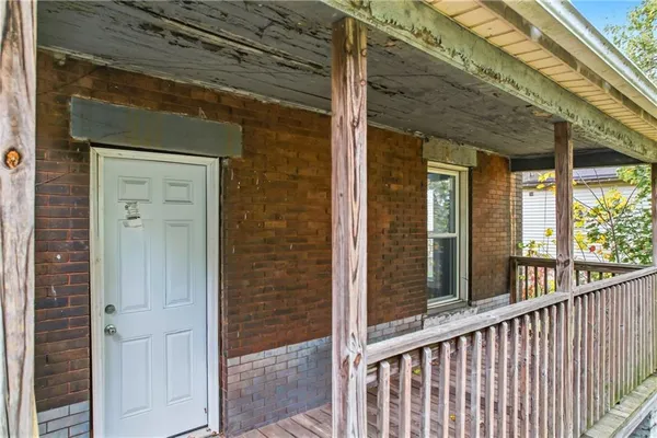 $77,500 | 522 Wallis Avenue, Farrell, PA 16121