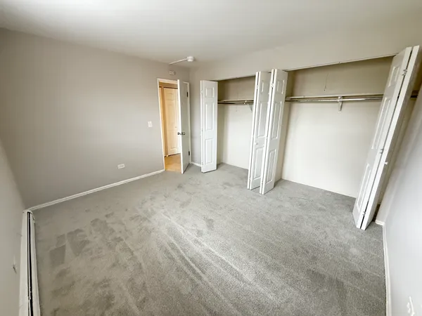 $1,450 | 3001 Thatcher Avenue, Unit 4F, River Grove, IL 60171