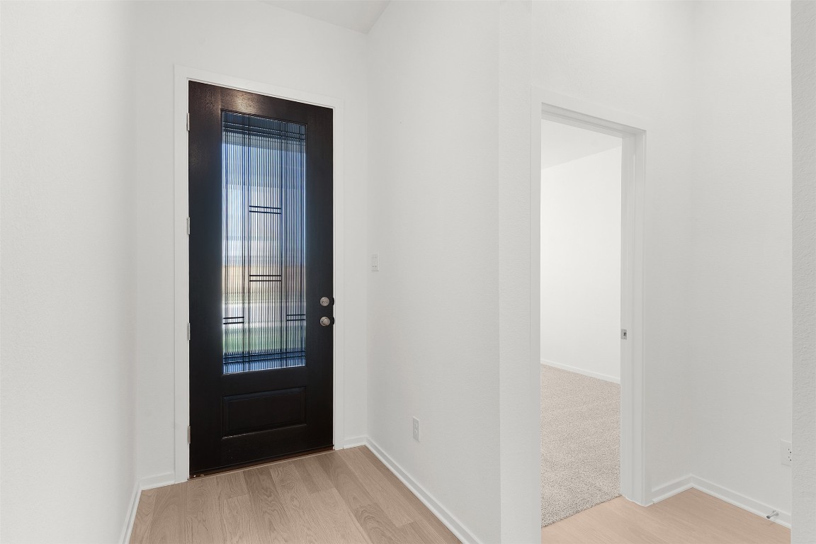 25621 Flora Bella Lane Elgin, TX 78621 - Photo 3 of 27 a view of bathroom