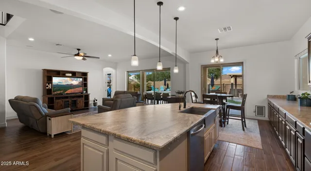 $1,175,000 | 4717 Quantum Way, Mesa, AZ 85212