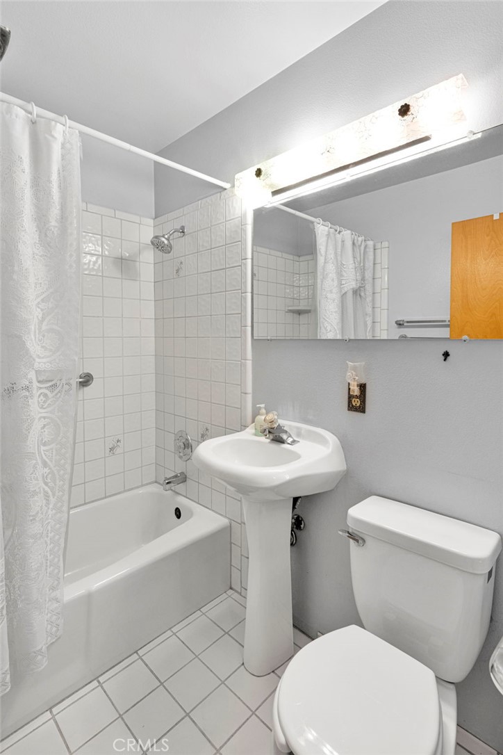 13392 Yakima Road Apple Valley, CA 92308 - Photo 29 of 39