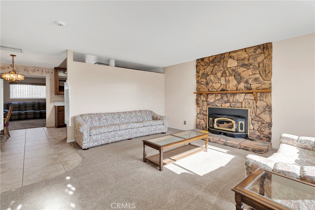 13392 Yakima Road Apple Valley, CA 92308 - Photo 8 of 39