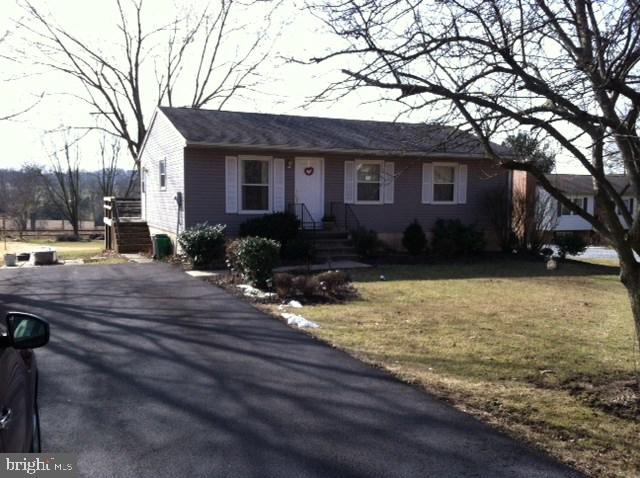 286 Furnace Hill Road Elizabethtown, PA 17022 - Photo 2 of 25 Gallery Image 2