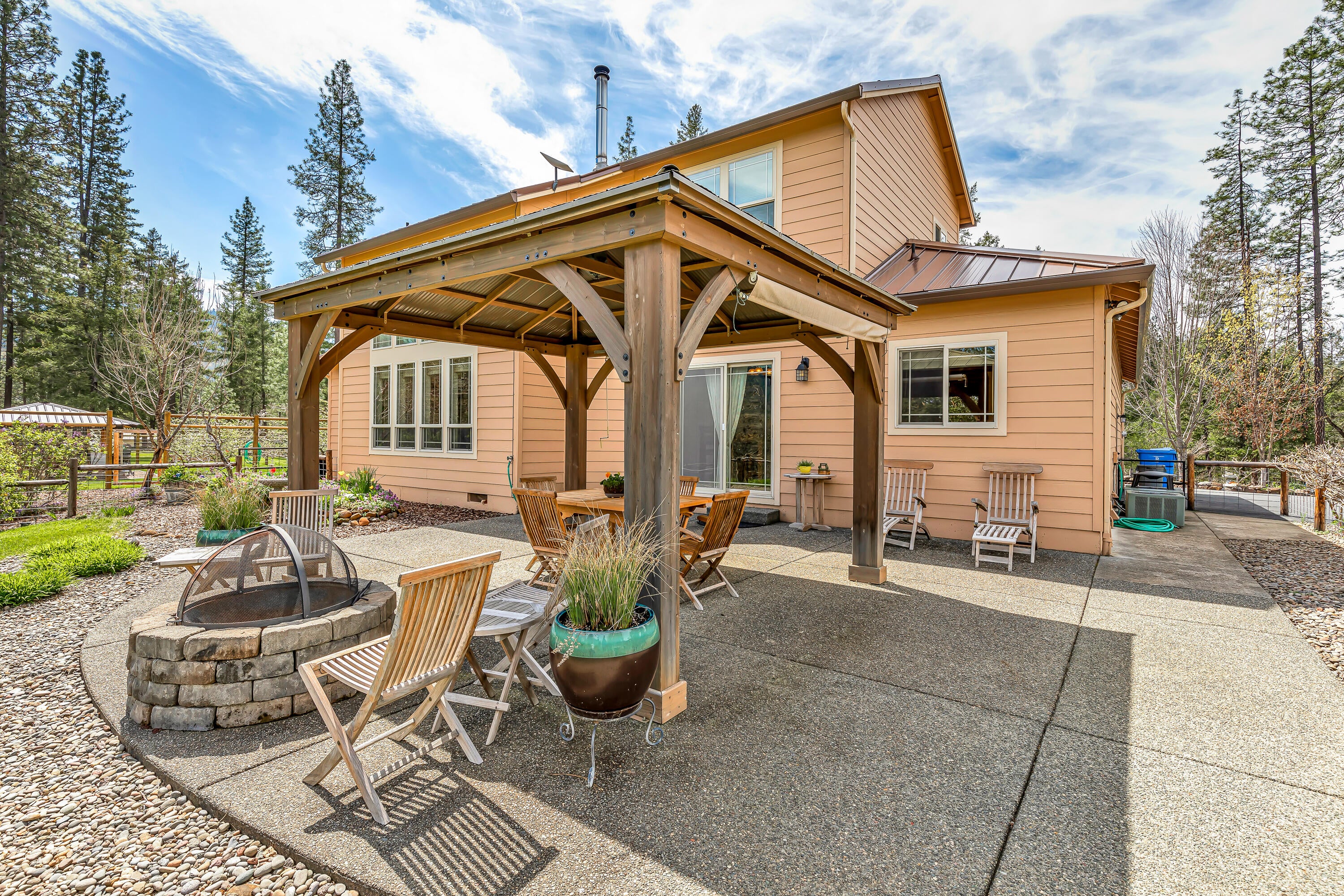 68 Busch Road Trail, OR 97541 - Photo 34 of 75 9R9A4613
