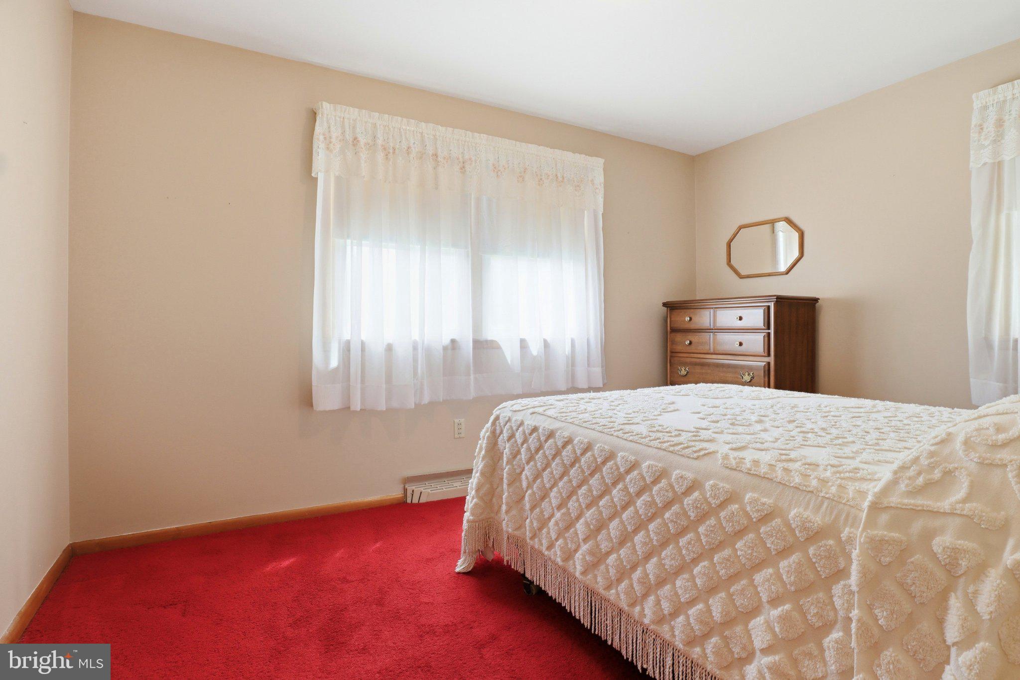498 Middletown Road Hummelstown, PA 17036 - Photo 20 of 39 Cozy retreat with warm hues.