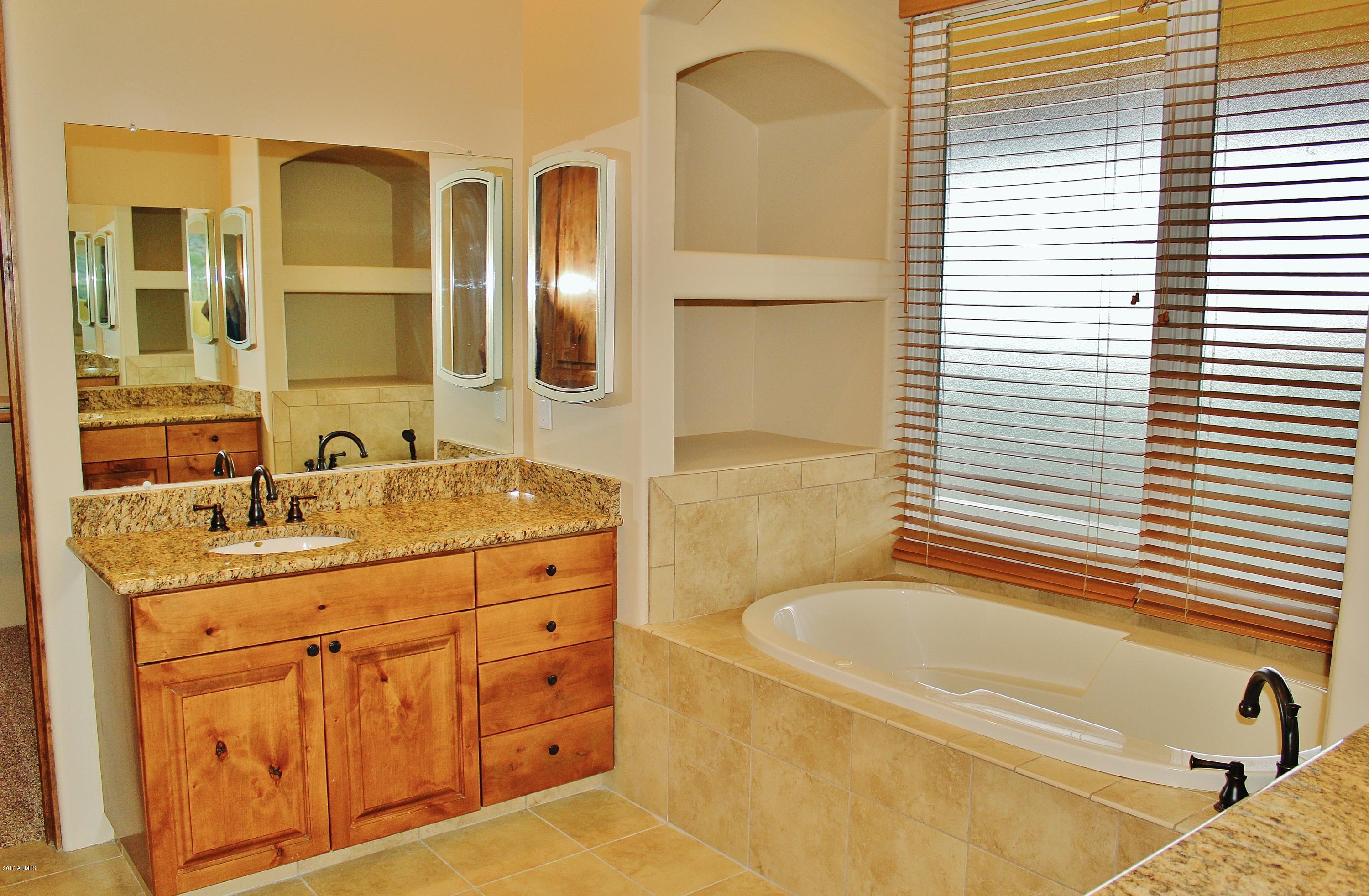 40519 North New River Road Phoenix, AZ 85086 - Photo 7 of 77 Master Bathroom