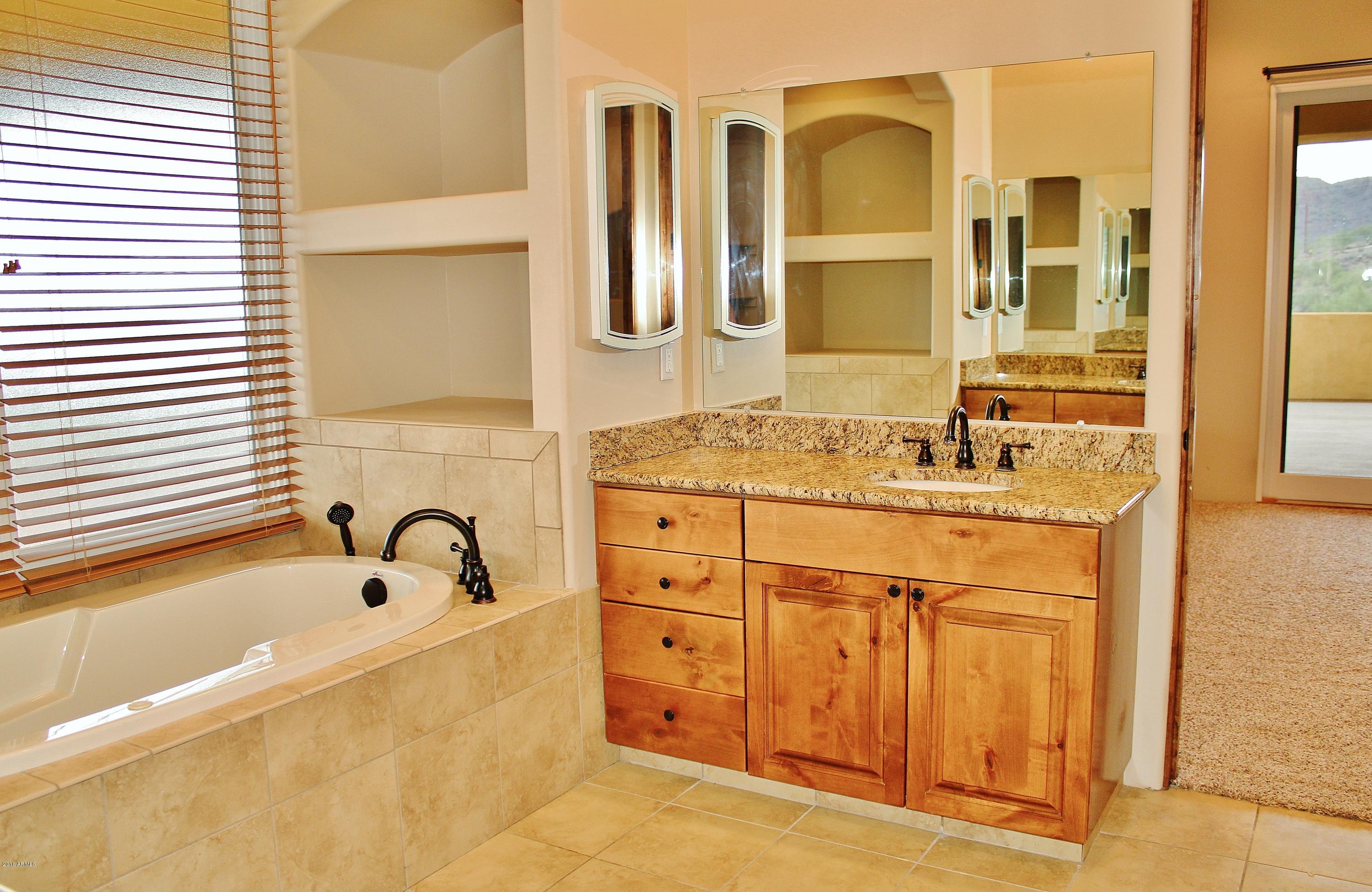 40519 North New River Road Phoenix, AZ 85086 - Photo 8 of 77 Master Bathroom