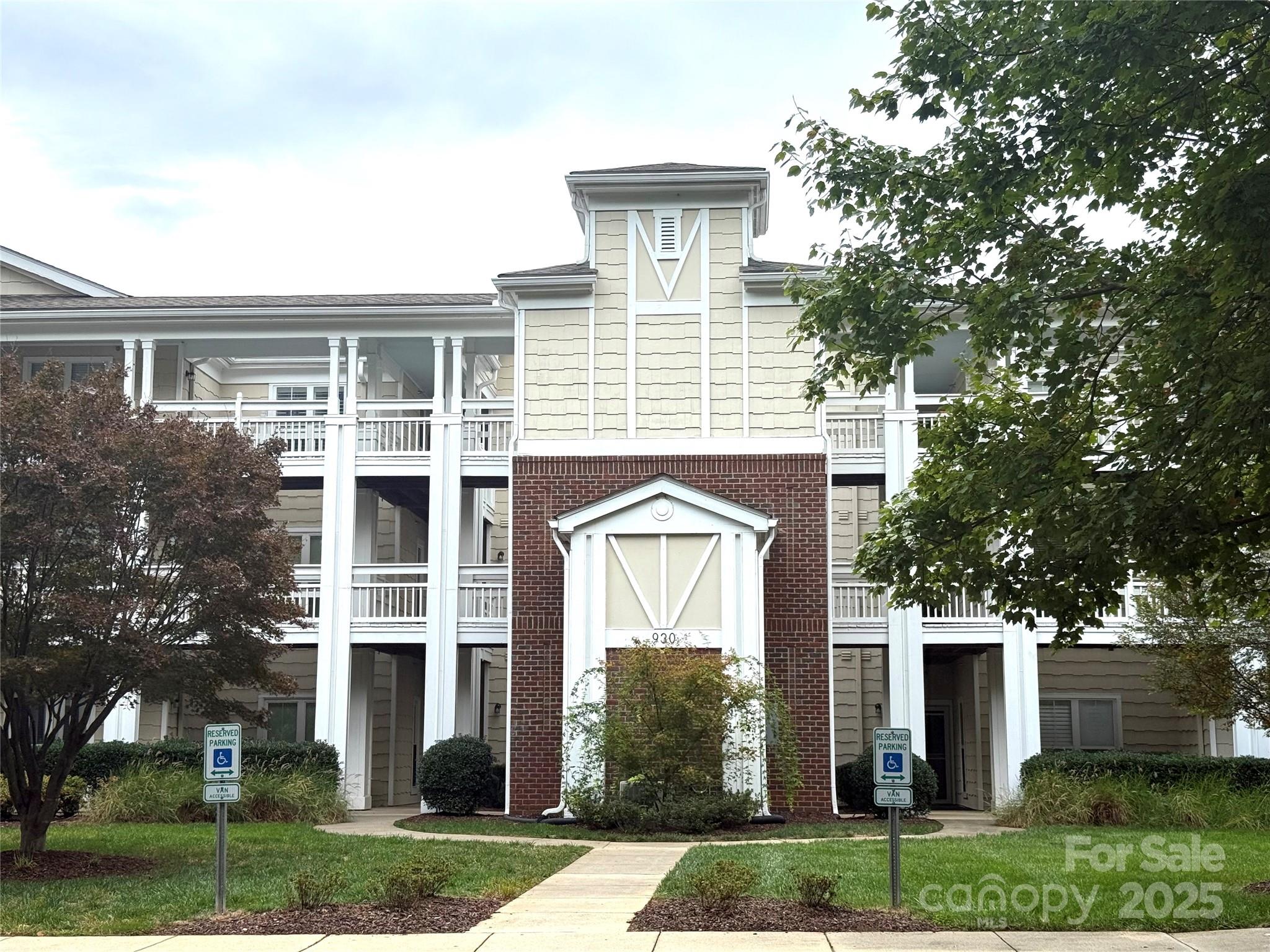 930 Jetton Street, Unit 20 Davidson, NC 28036 - Photo 34 of 41