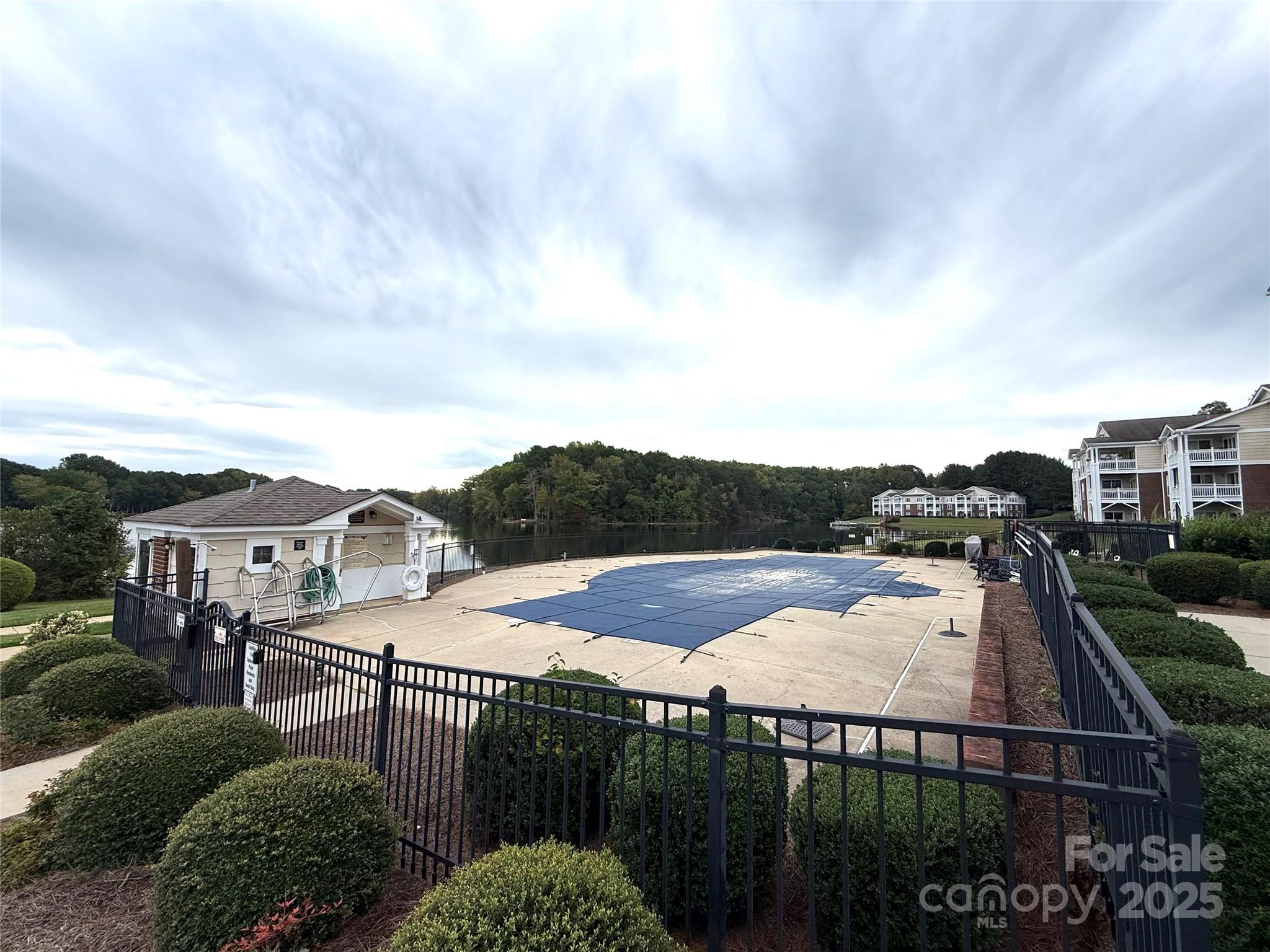 930 Jetton Street, Unit 20 Davidson, NC 28036 - Photo 37 of 41