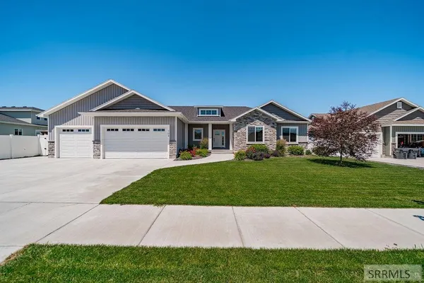 $565,000 | 704 Deakon Court, Idaho Falls, ID 83402
