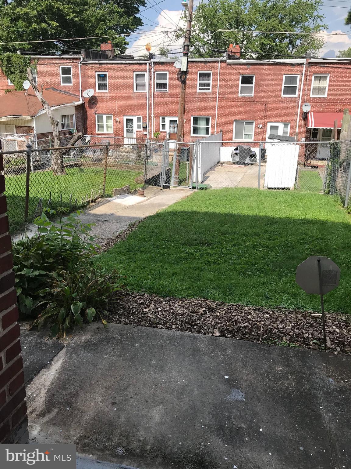 1131 Wedgewood Road Baltimore, MD 21229 - Photo 5 of 79 Spacious backyard