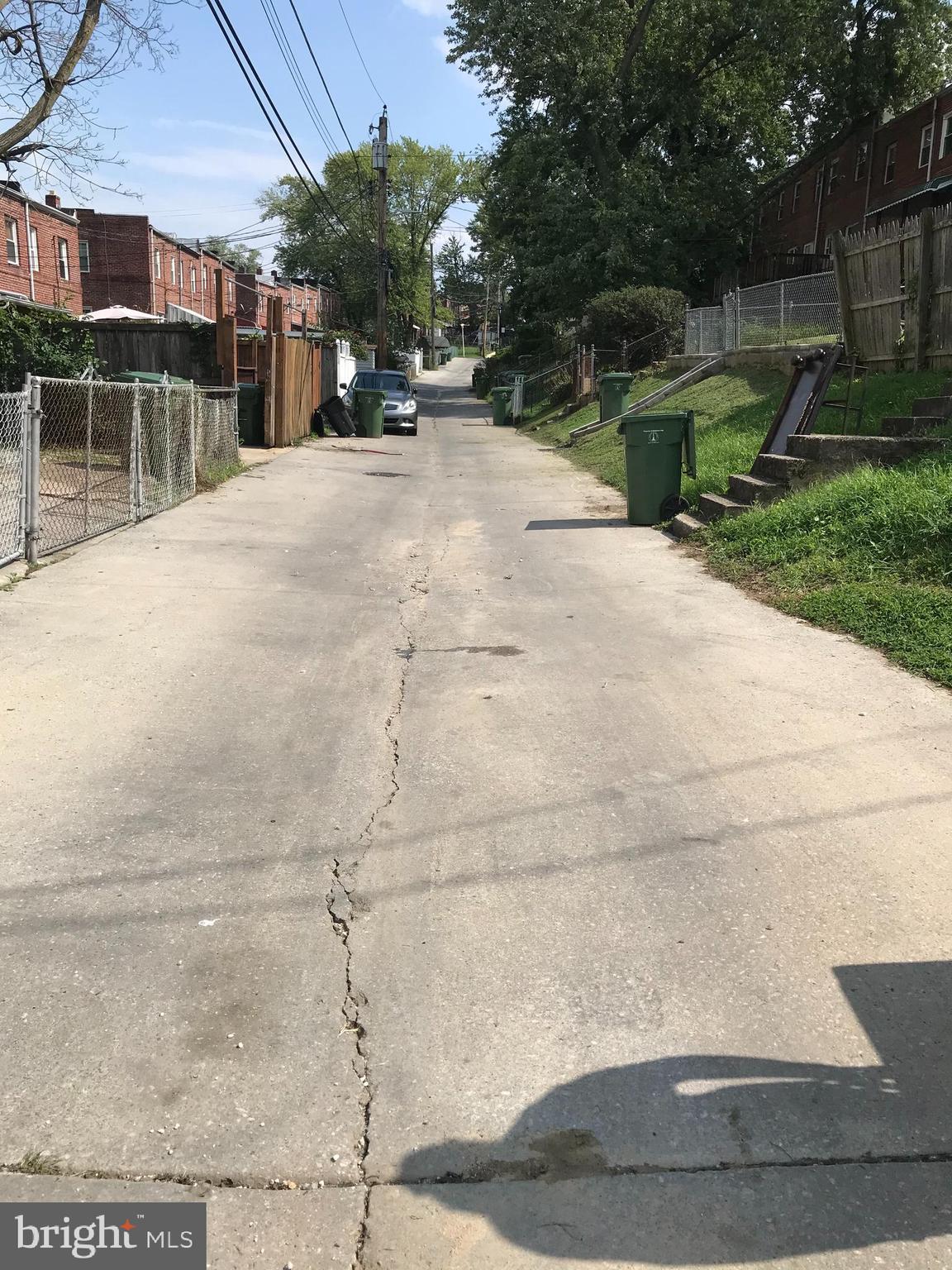 1131 Wedgewood Road Baltimore, MD 21229 - Photo 9 of 79 Immaculate alley