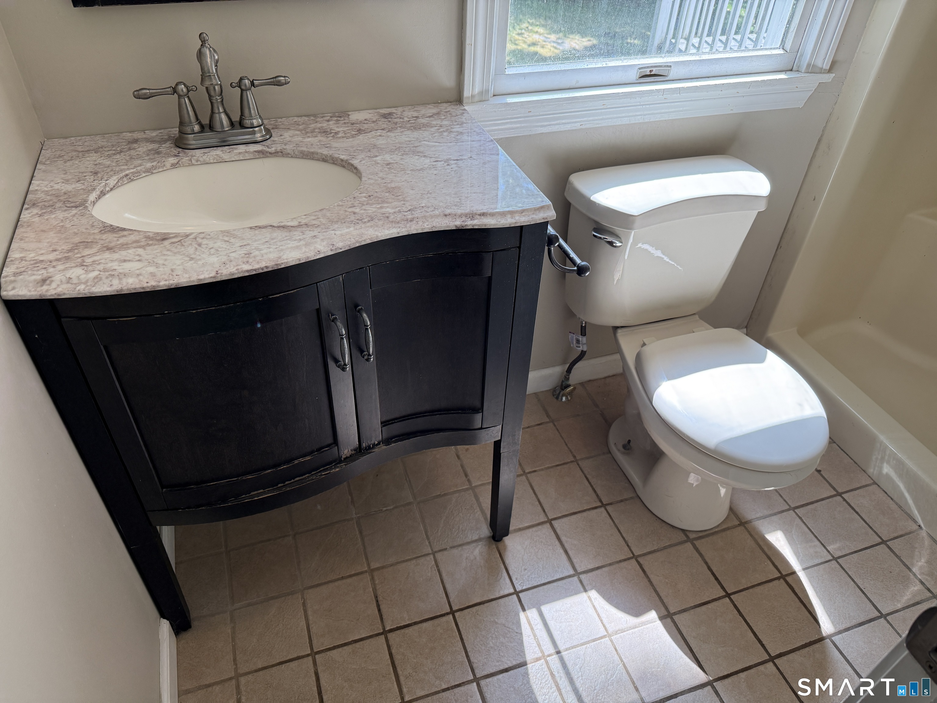 308 Noank Ledyard Road Groton, CT 06355 - Photo 16 of 38