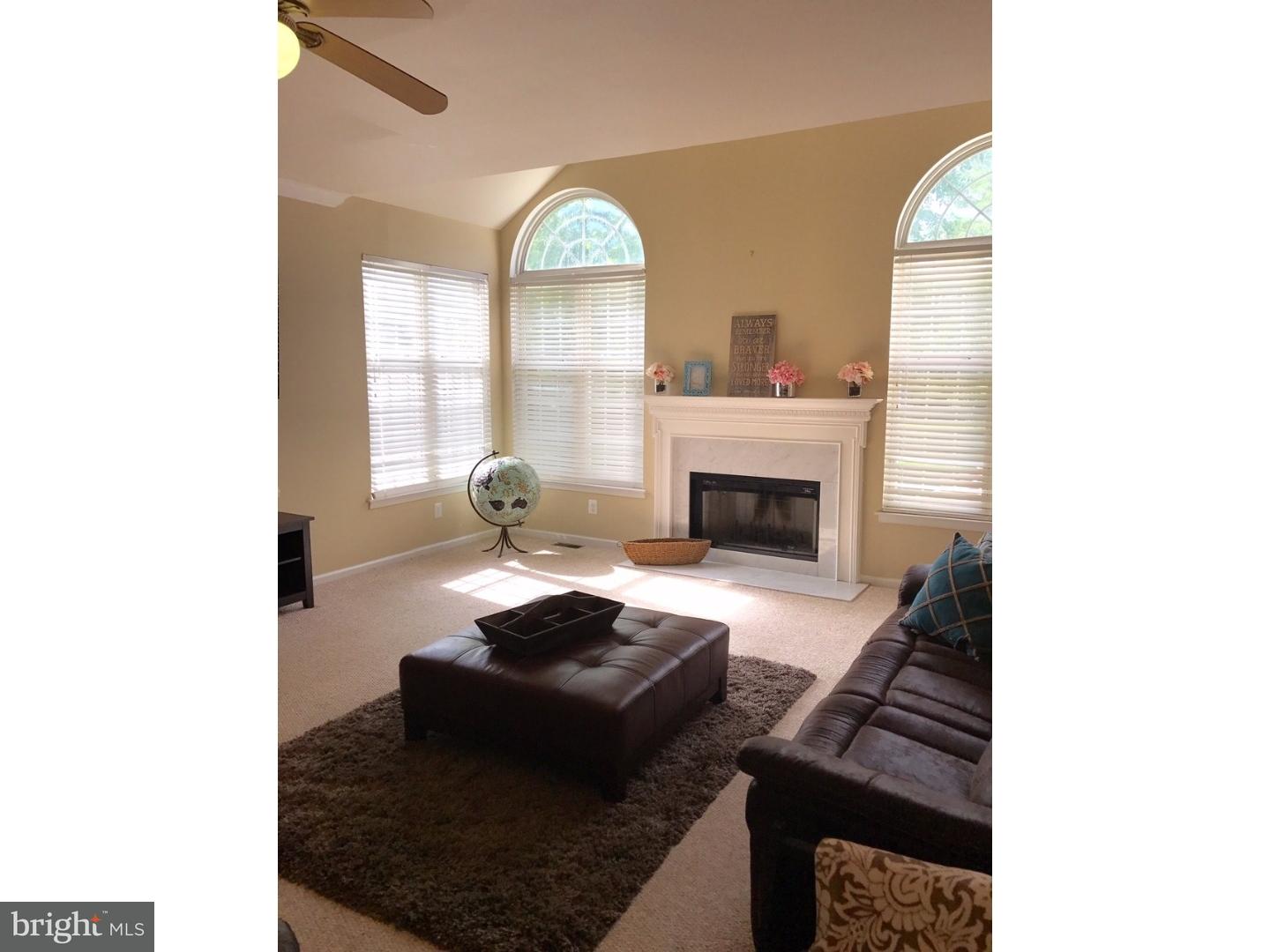 33 Winding Road Newark, DE 19702 - Photo 6 of 23 Great Room