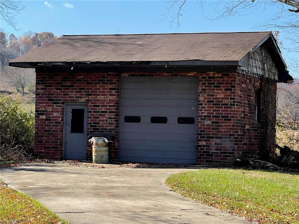 796 Somers Road Ronda, NC 28670 - Photo 18 of 50 Gallery Image 18