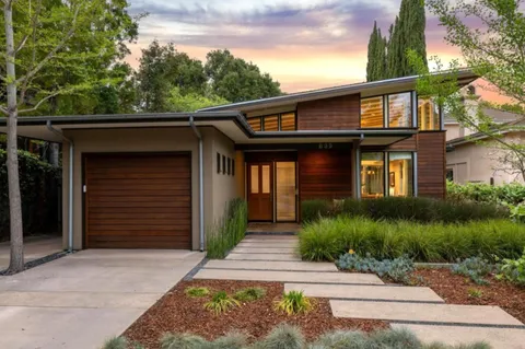 $6,850,000 | 839 Melville Avenue, Palo Alto, CA 94301