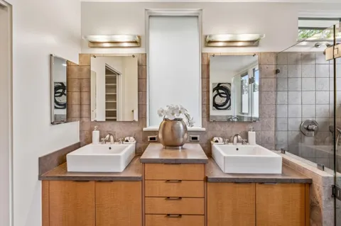 $6,850,000 | 839 Melville Avenue, Palo Alto, CA 94301