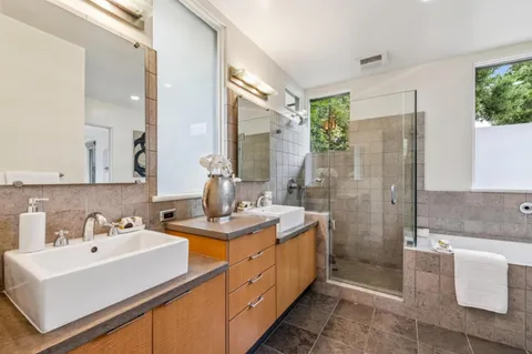 $6,850,000 | 839 Melville Avenue, Palo Alto, CA 94301