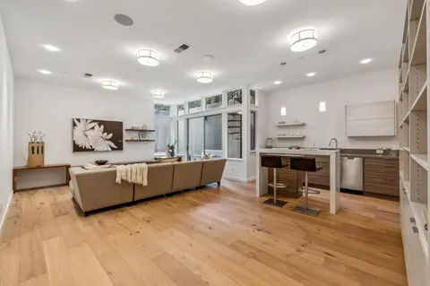 $7,150,000 | 839 Melville Avenue, Palo Alto, CA 94301
