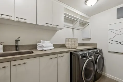 $7,150,000 | 839 Melville Avenue, Palo Alto, CA 94301