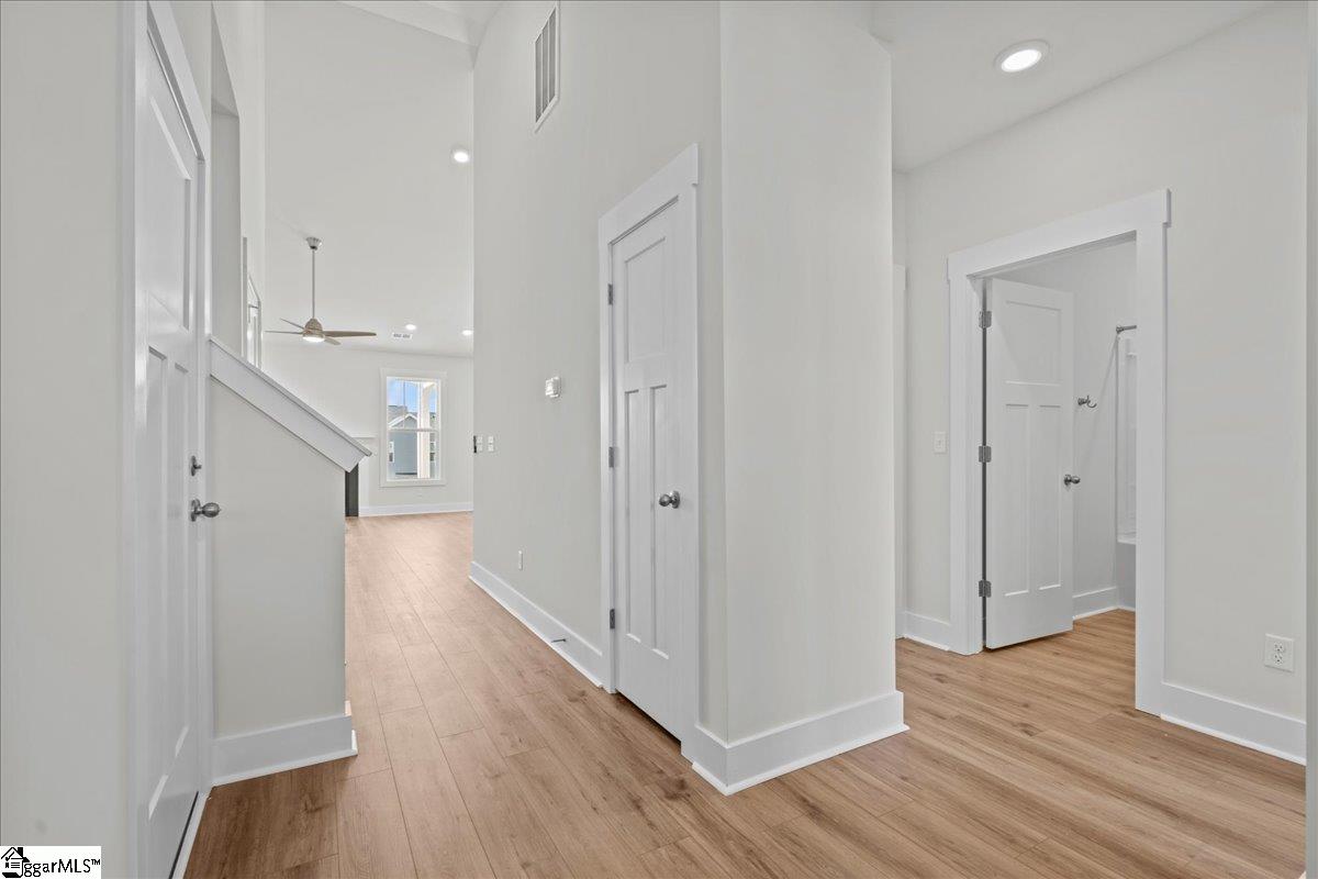 204 Mancini Road Piedmont, SC 29673 - Photo 3 of 29 Gallery Image 3