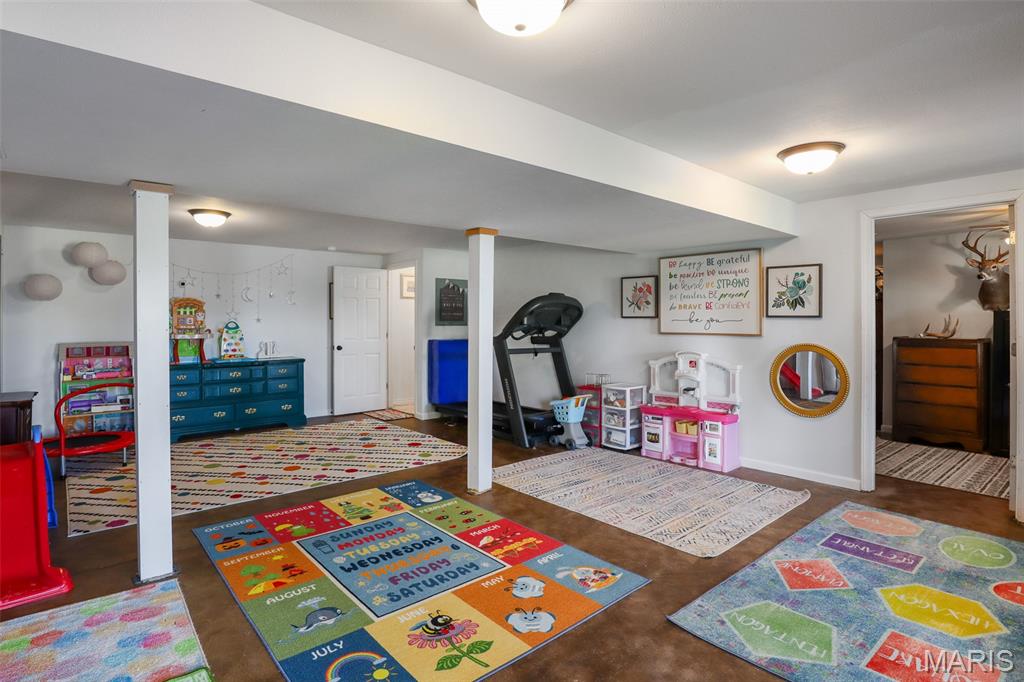 301 Ridgewood Court Farmington, MO 63640 - Photo 37 of 55