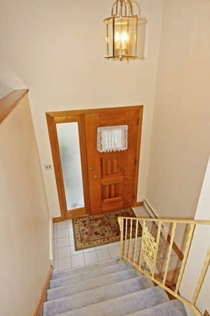 4 Thistle Road Woburn, MA 01801 - Photo 6 of 24 a view of entryway