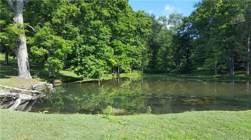 738 Freeport Road Butler, PA 16002 - Photo 2 of 23