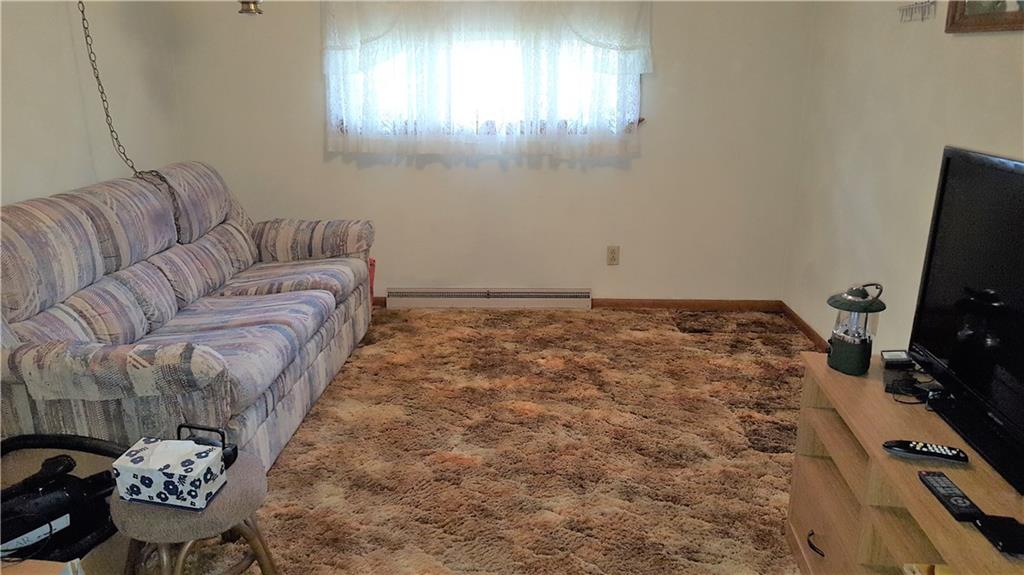 738 Freeport Road Butler, PA 16002 - Photo 14 of 23