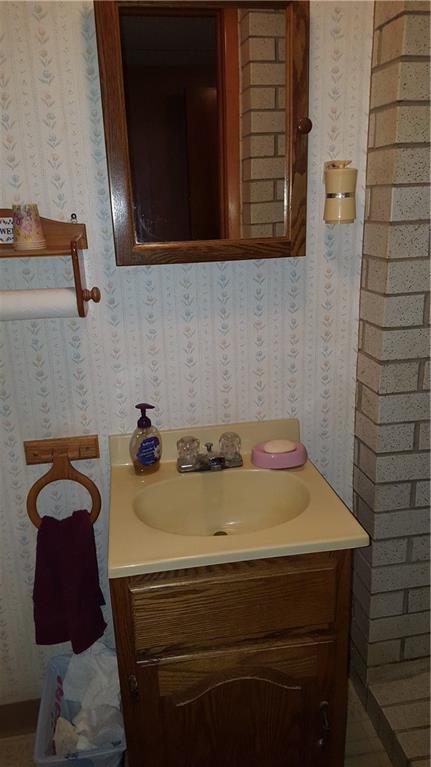 738 Freeport Road Butler, PA 16002 - Photo 19 of 23