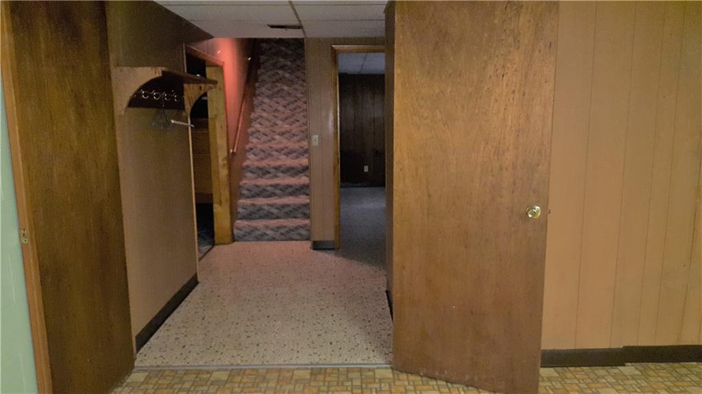 738 Freeport Road Butler, PA 16002 - Photo 21 of 23