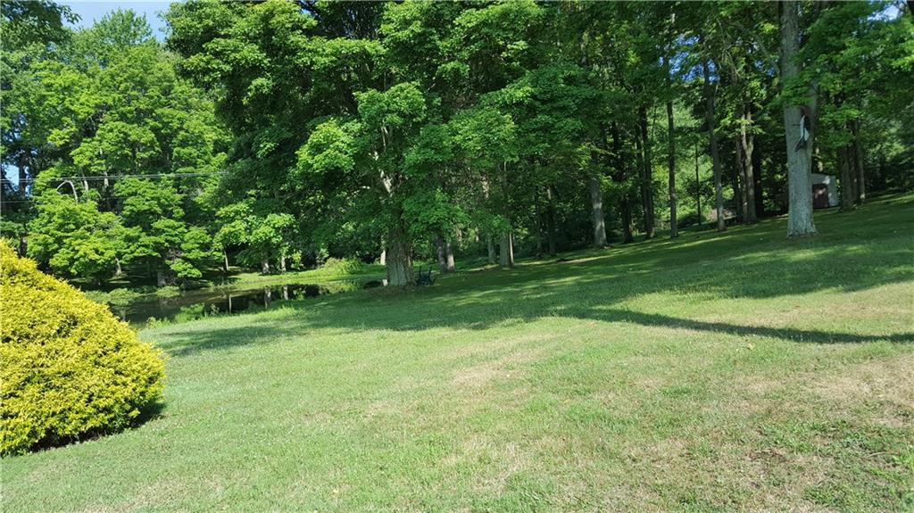 738 Freeport Road Butler, PA 16002 - Photo 4 of 23