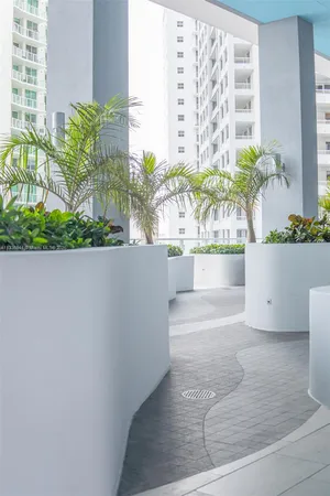 $4,500 | 1300 Brickell Bay Drive, Unit 1608, Miami, FL 33131
