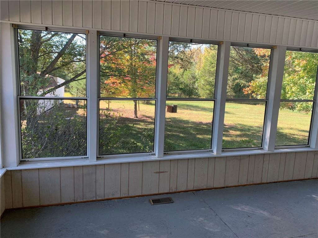 325 Dixon Road Graham, NC 27253 - Photo 10 of 36 Gallery Image 10