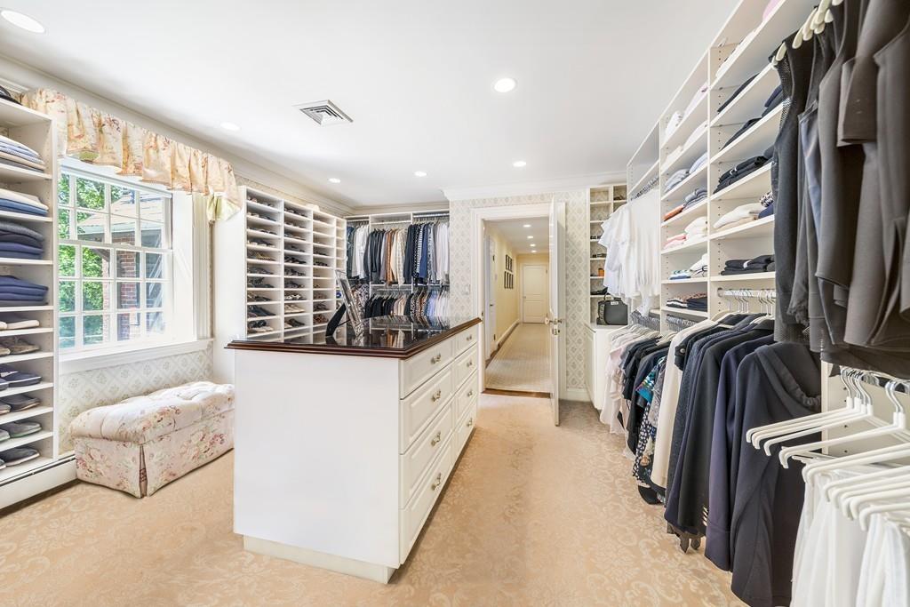 230 Dudley Road Newton, MA 02459 - Photo 11 of 23