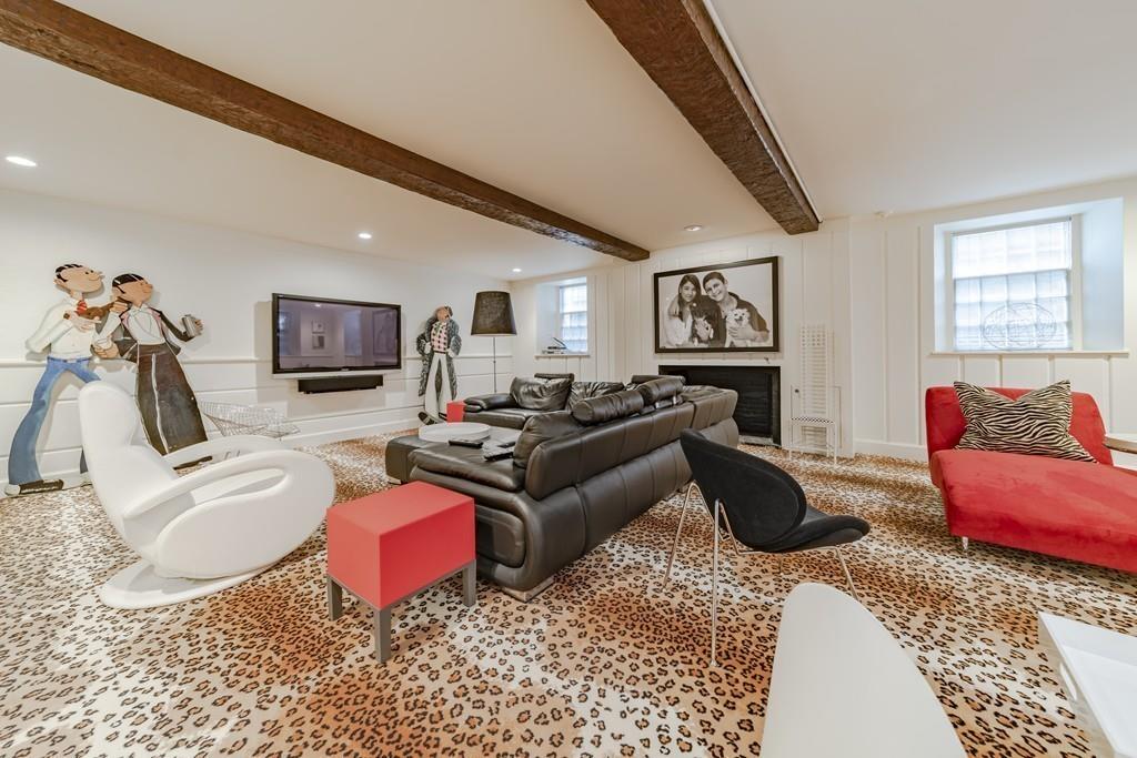 230 Dudley Road Newton, MA 02459 - Photo 17 of 23