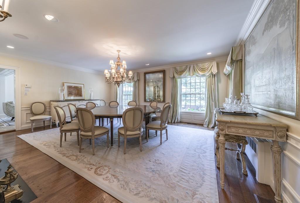 230 Dudley Road Newton, MA 02459 - Photo 4 of 23