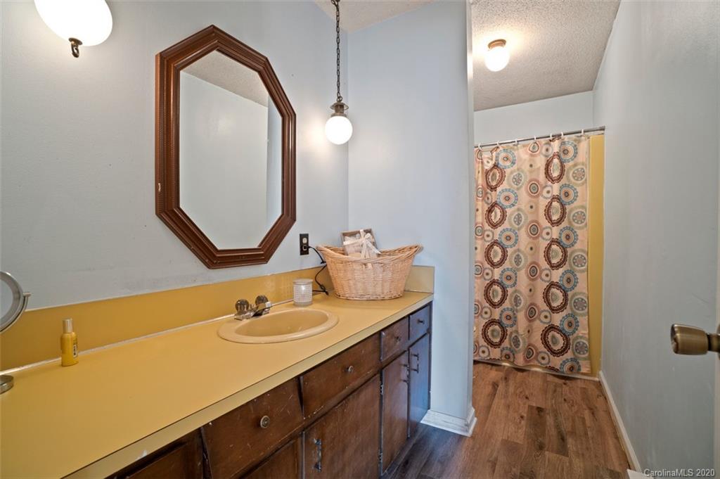 695 Hopewell Road Morganton, NC 28655 - Photo 22 of 31 Gallery Image 22