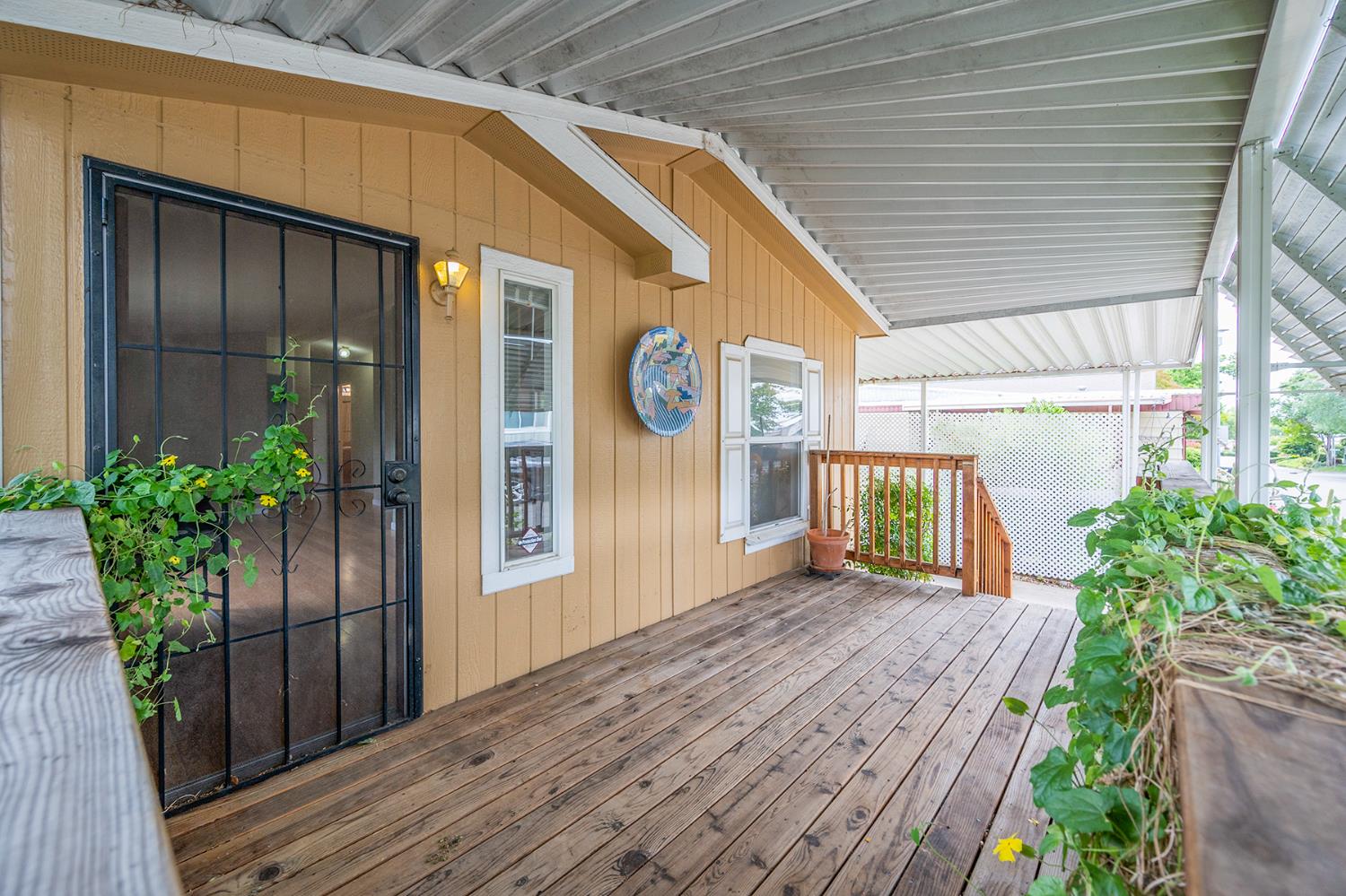 132 Danielle Way Folsom, CA 95630 - Photo 11 of 52 a front view of a house with garden